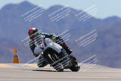 media/Mar-24-2025-Moto Forza (Mon) [[57ce5c5cff]]/1-Advanced Group/Session 4 (Turn 9)/